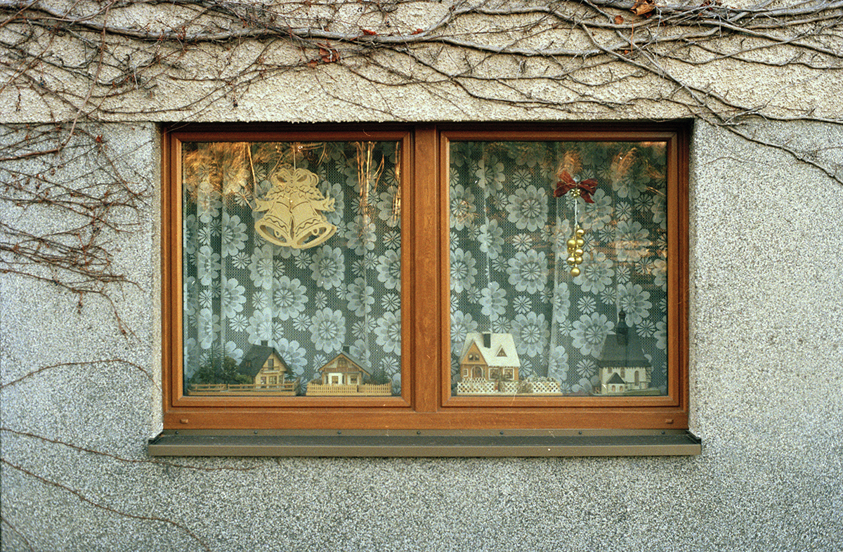 <p>2014/2020<br />
Cataloguing of illuminations in windows</p>
